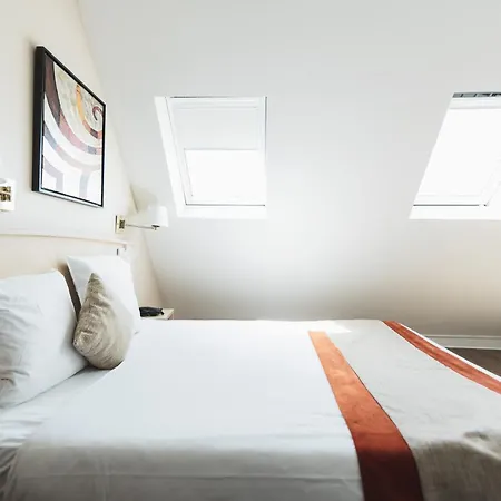 Hotel -rodier- 3*