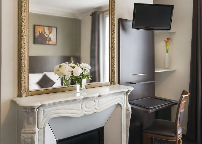 -rodier- Hotel Paříž