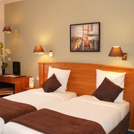 -rodier- Hotel Parijs