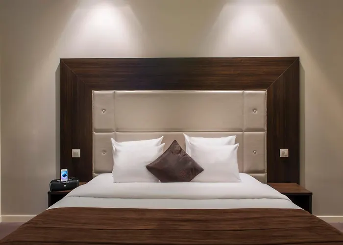 ホテル -rodier- パリ