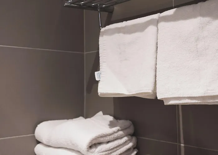 ホテル -rodier- パリ